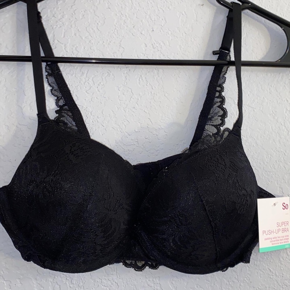 All black super push up bra